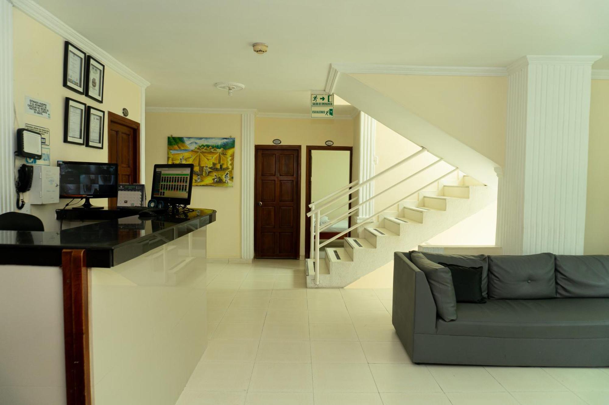 Hotel Gaira Mar ซันตามาร์ตา ภายนอก รูปภาพ