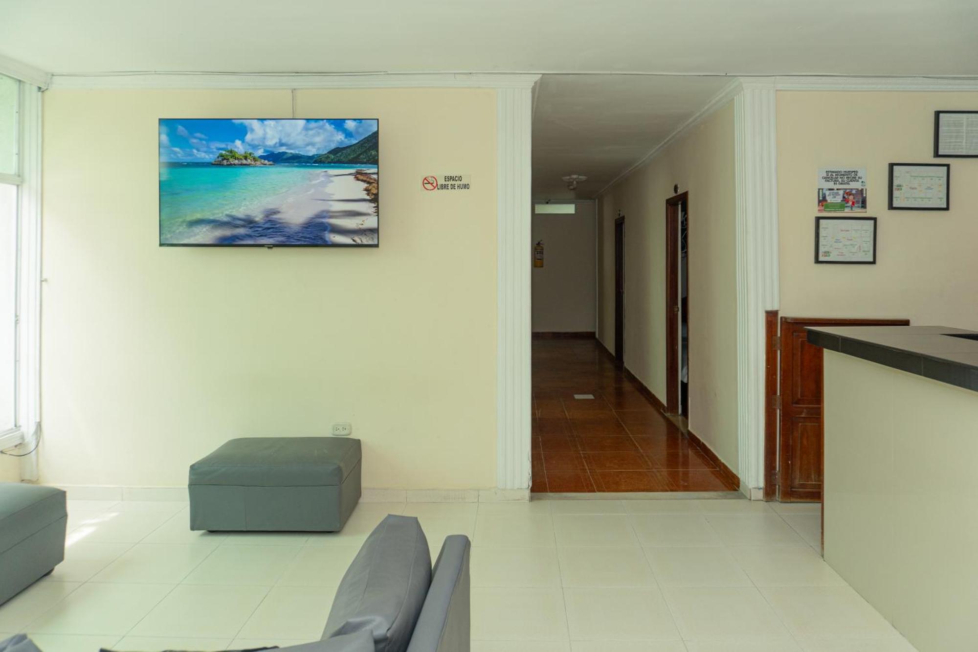 Hotel Gaira Mar ซันตามาร์ตา ภายนอก รูปภาพ