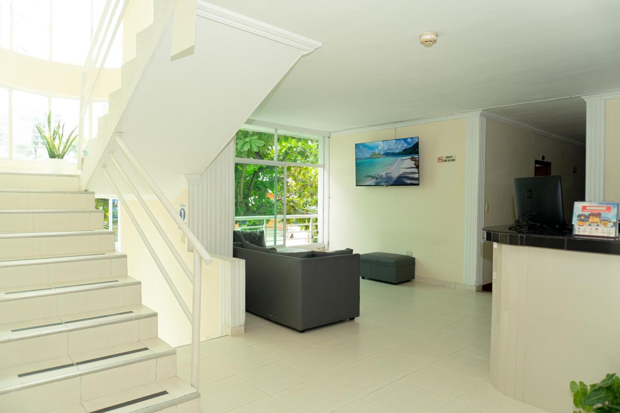 Hotel Gaira Mar ซันตามาร์ตา ภายนอก รูปภาพ