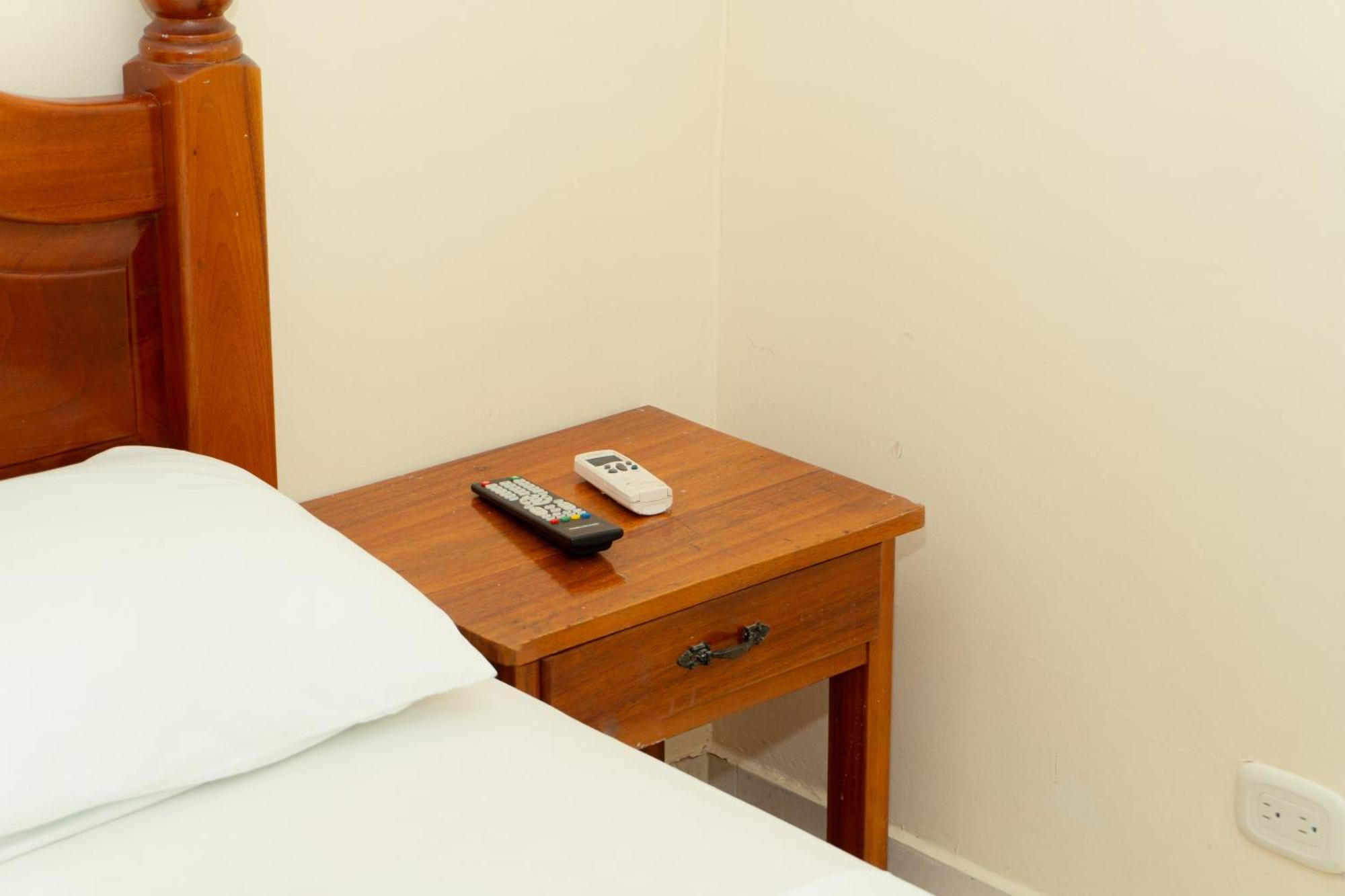 Hotel Gaira Mar ซันตามาร์ตา ภายนอก รูปภาพ