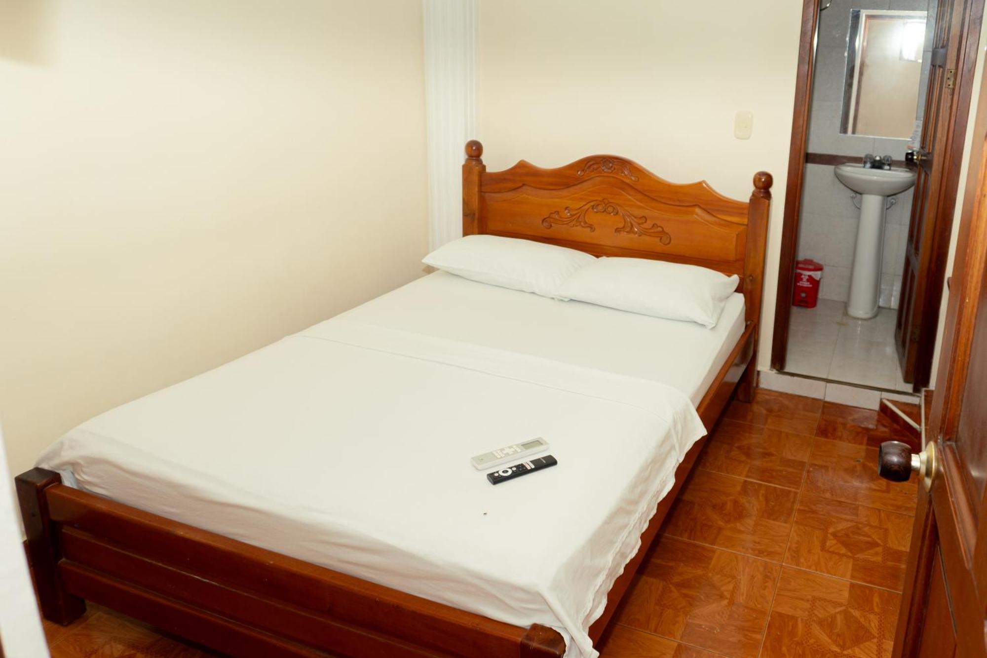 Hotel Gaira Mar ซันตามาร์ตา ภายนอก รูปภาพ