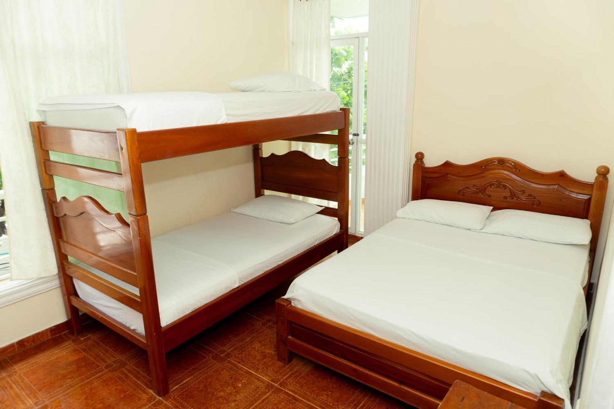 Hotel Gaira Mar ซันตามาร์ตา ภายนอก รูปภาพ