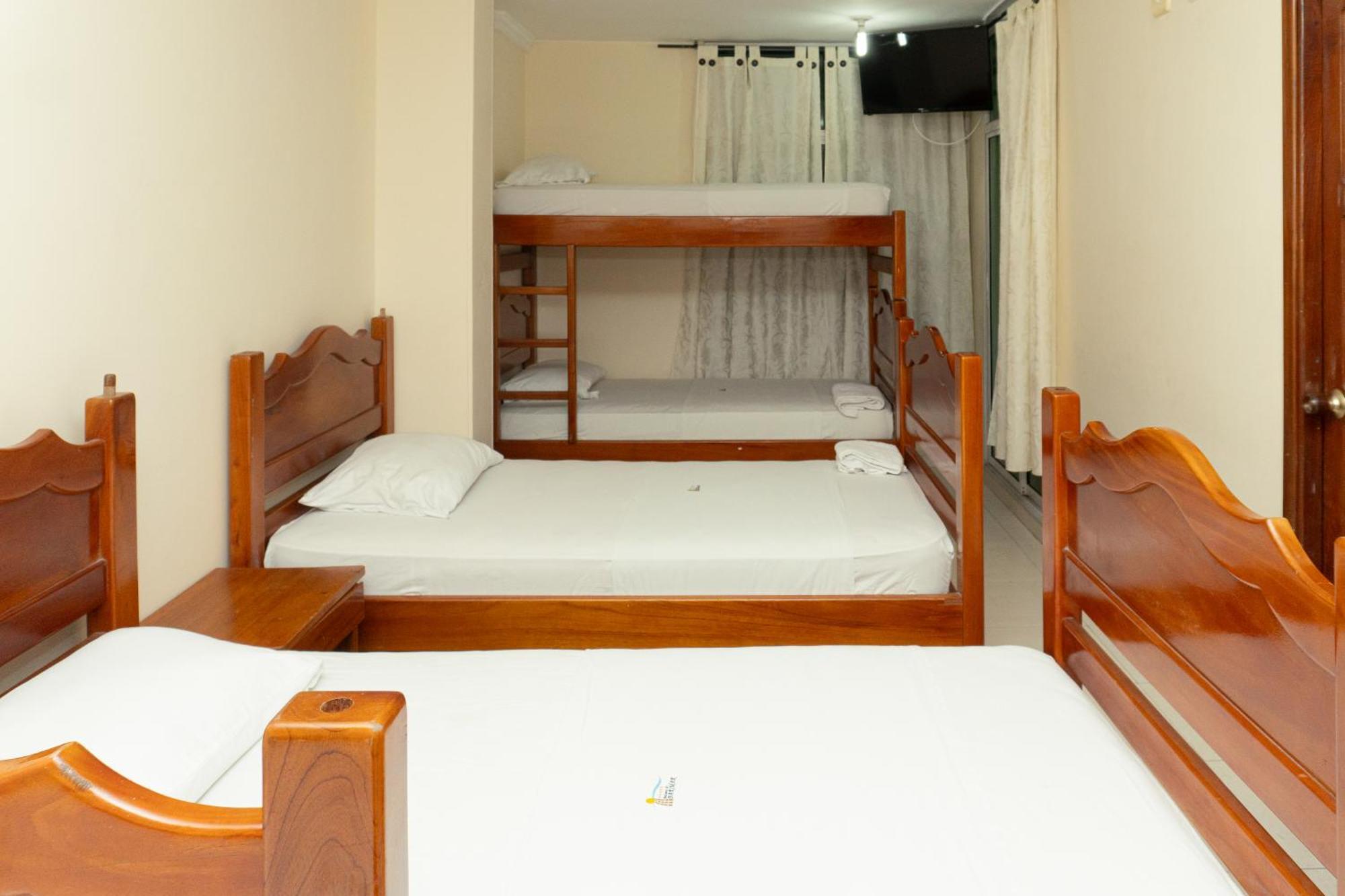 Hotel Gaira Mar ซันตามาร์ตา ภายนอก รูปภาพ